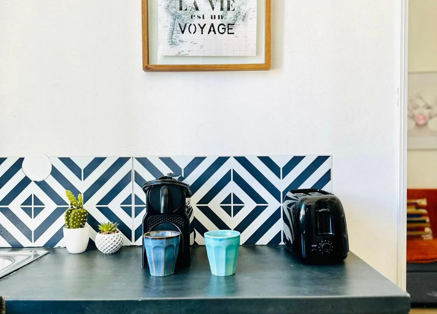 Parc Buttes Chaumont - Studio Mezzanine Paris Apartment 0*,  France